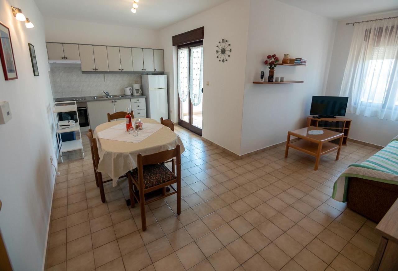 Apartments Dokovic Barbat na Rabu Dış mekan fotoğraf