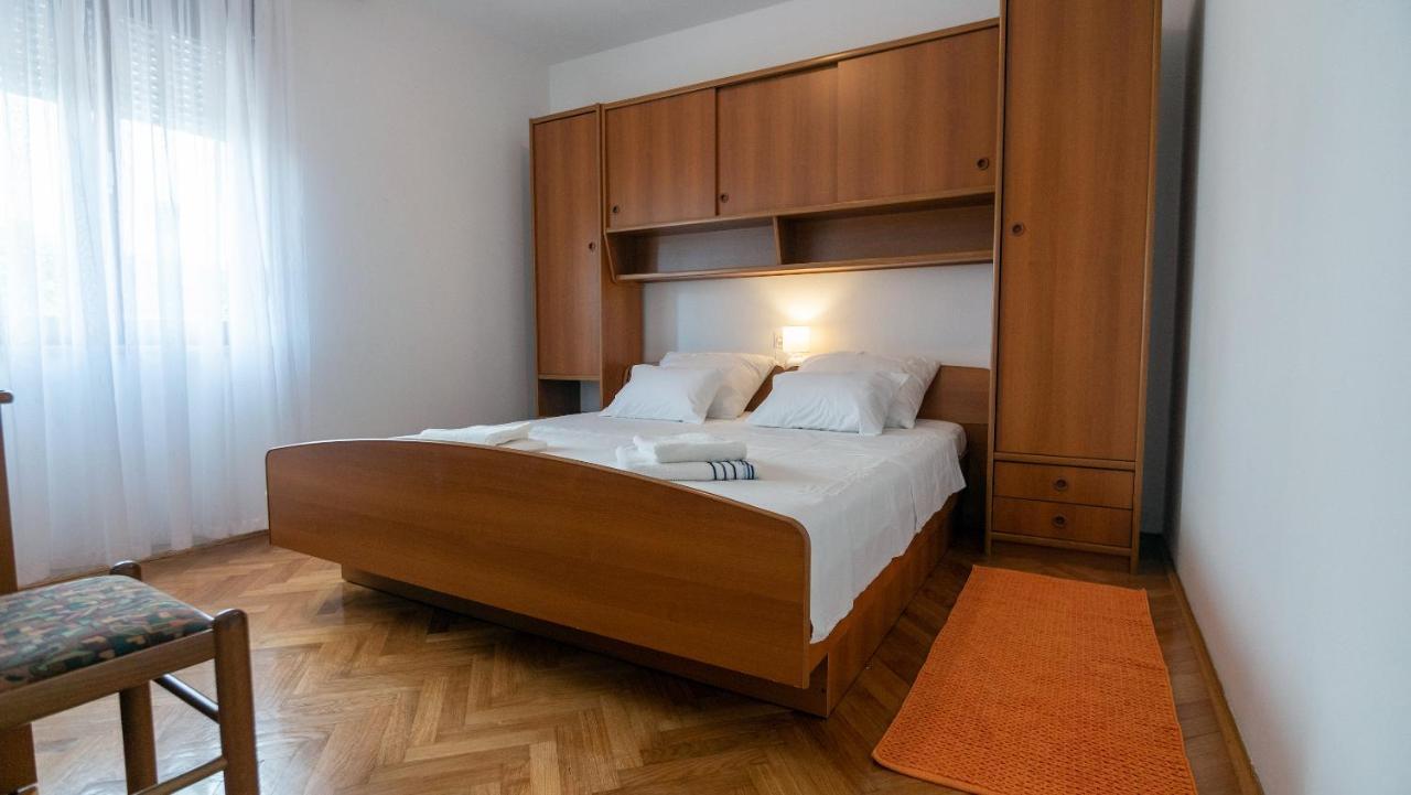 Apartments Dokovic Barbat na Rabu Dış mekan fotoğraf