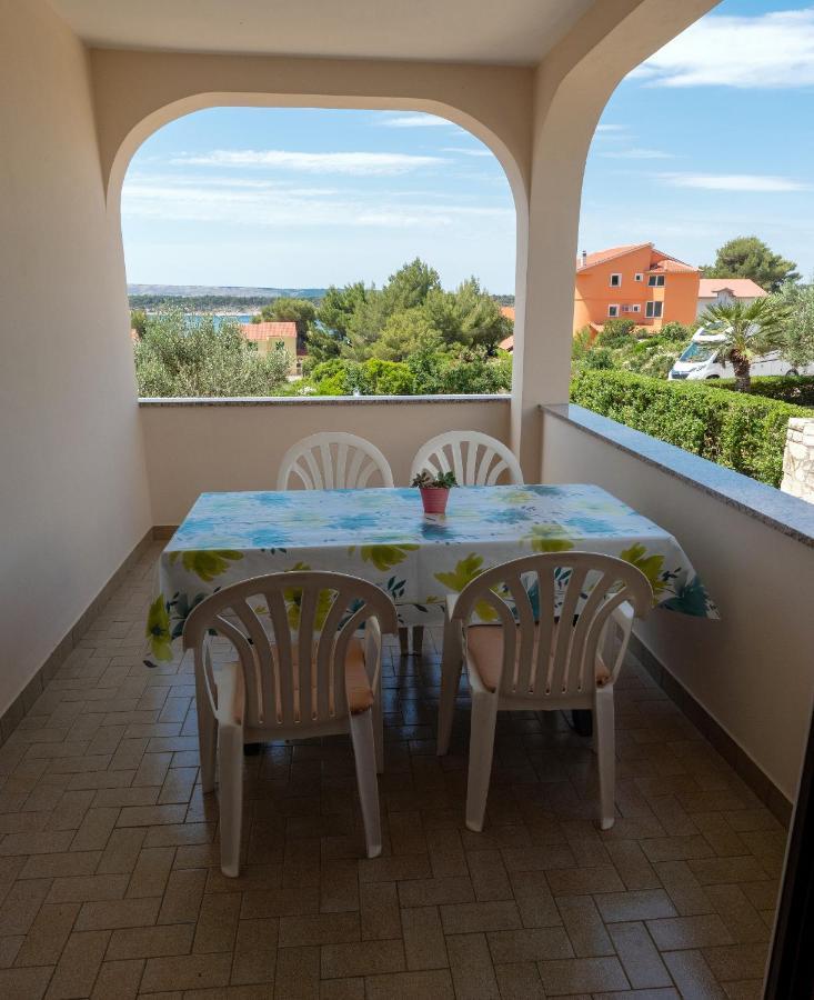 Apartments Dokovic Barbat na Rabu Dış mekan fotoğraf