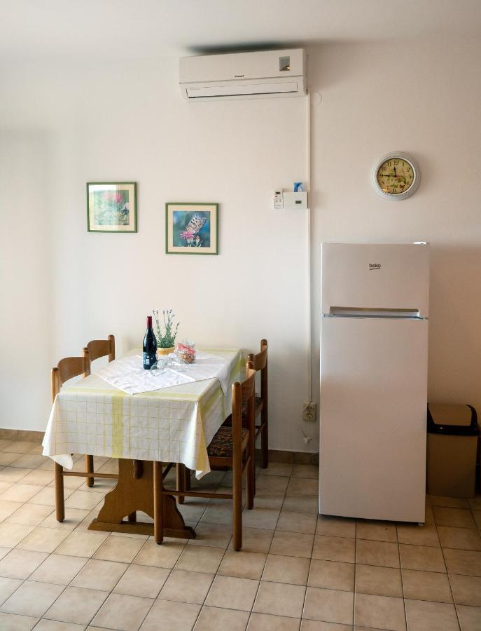 Apartments Dokovic Barbat na Rabu Dış mekan fotoğraf