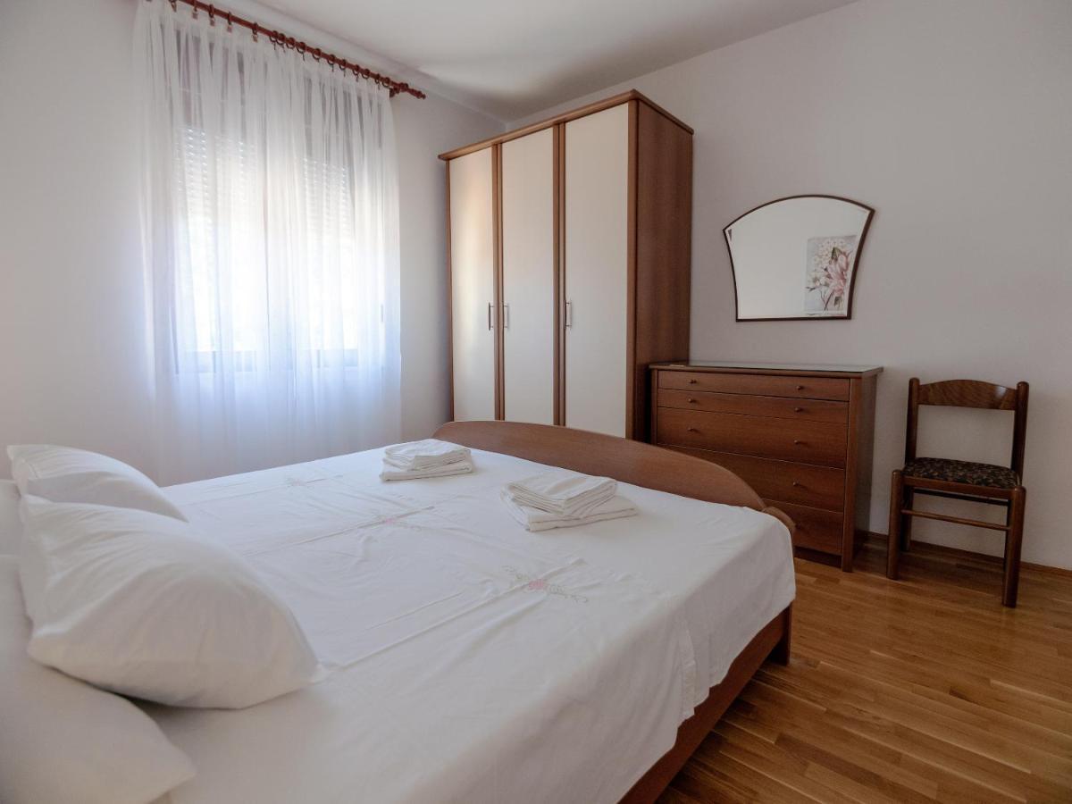Apartments Dokovic Barbat na Rabu Dış mekan fotoğraf