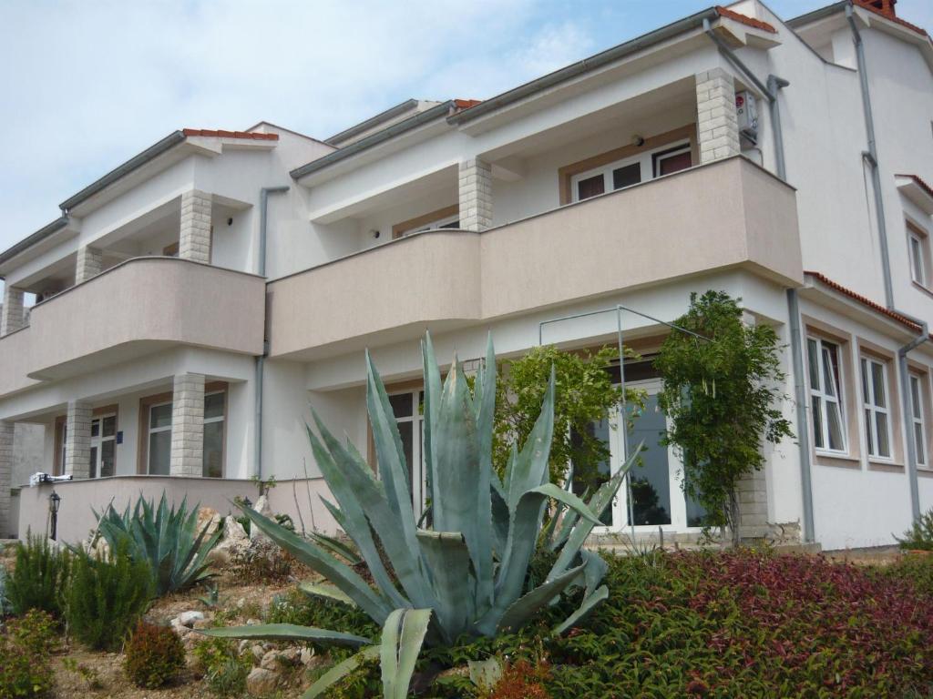 Apartments Dokovic Barbat na Rabu Dış mekan fotoğraf